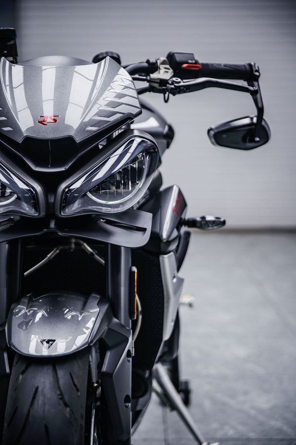 凯旋 Street Triple 765
