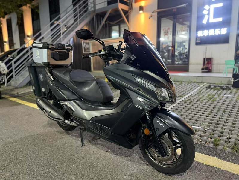 光阳 赛艇 250
