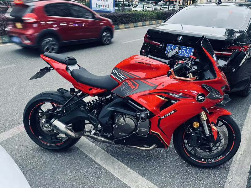 QJMOTOR 赛600