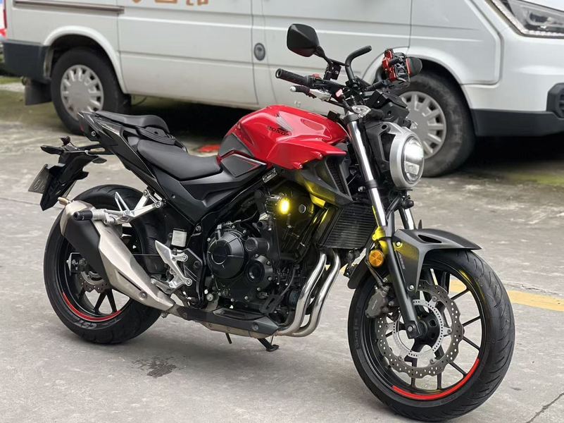本田WING CB400F