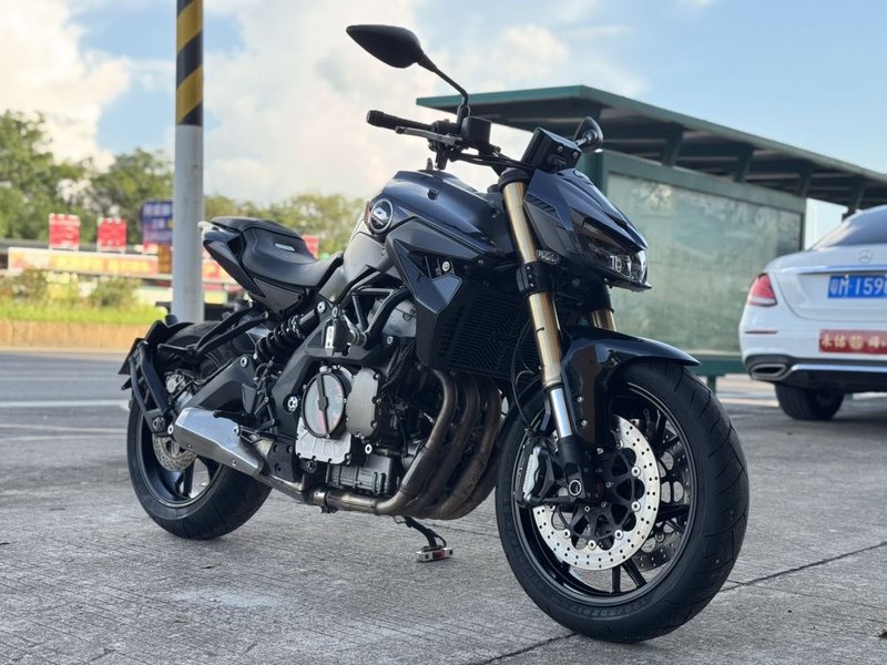 QJMOTOR 追600