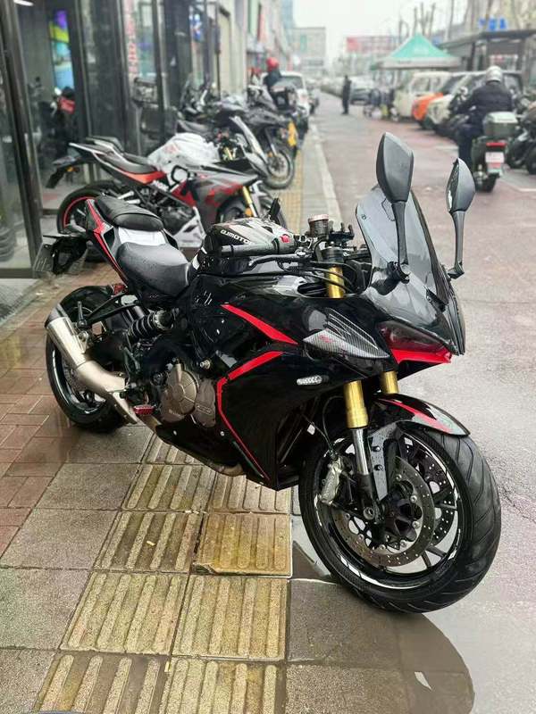 QJMOTOR 赛600