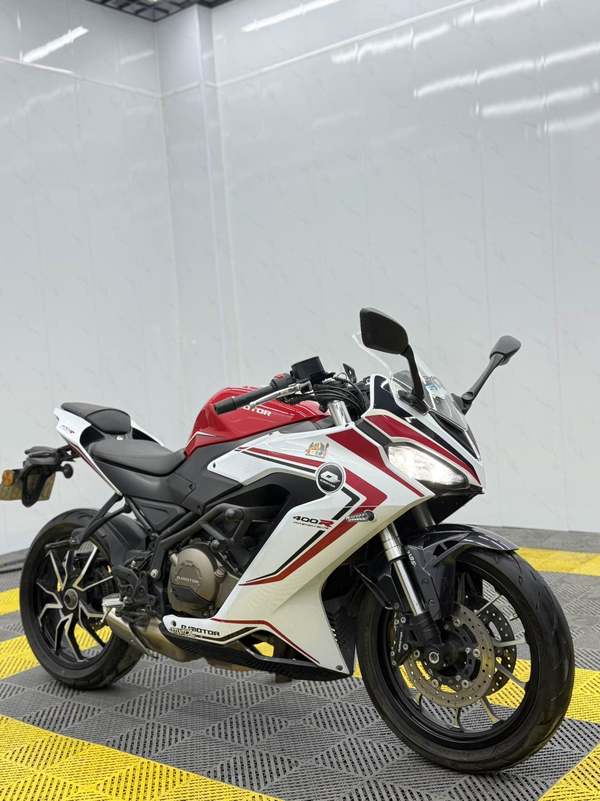 QJMOTOR 赛400