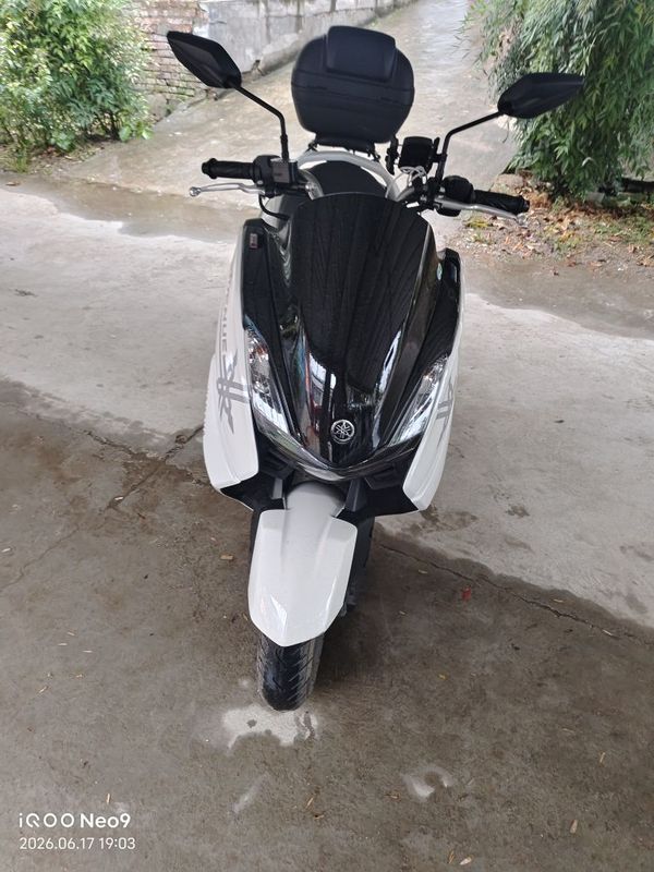 建设雅马哈 巡鹰125