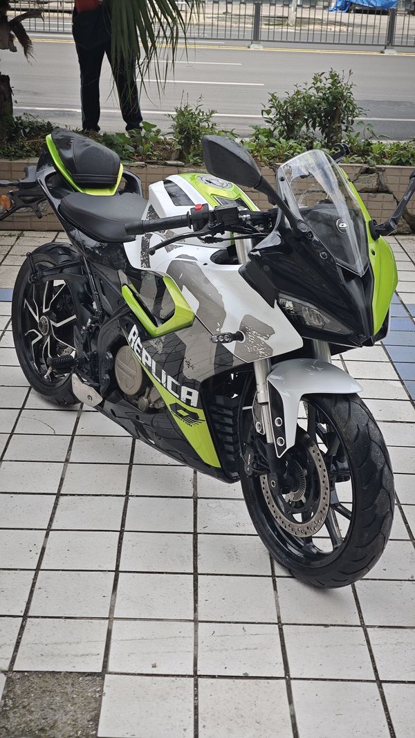 QJMOTOR 赛250
