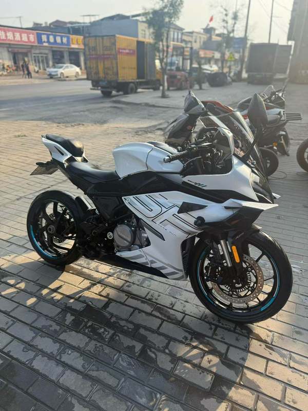 春风 250SR