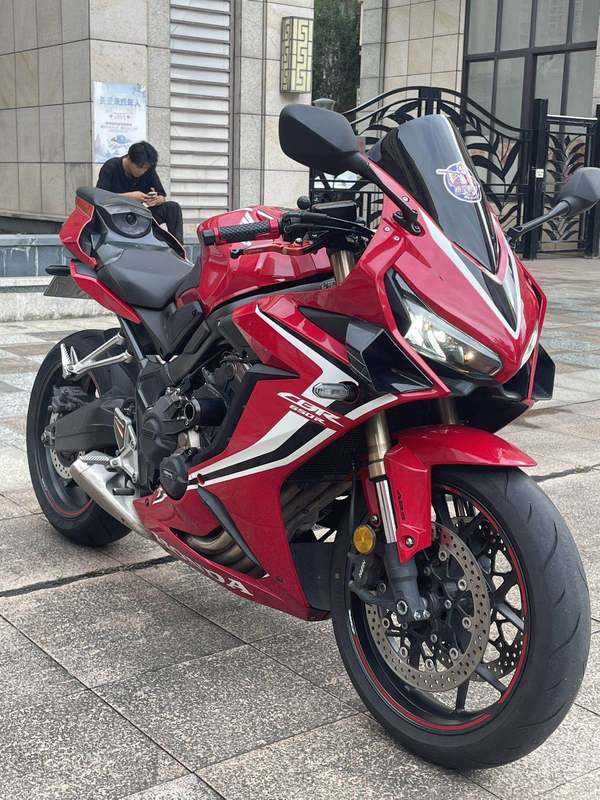 本田DREAMWING CBR650R