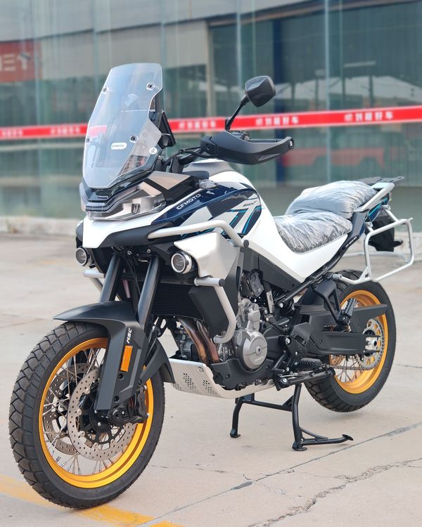 春风 800MT