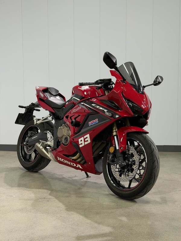 本田DREAMWING CBR650R