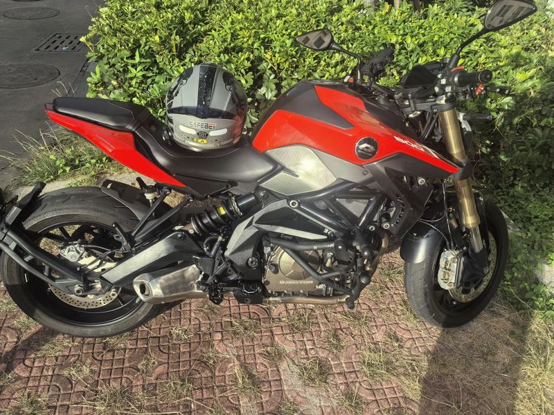 QJMOTOR 追600