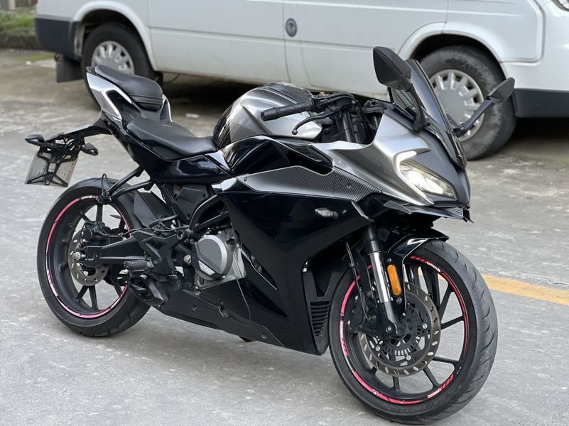 春风 250SR