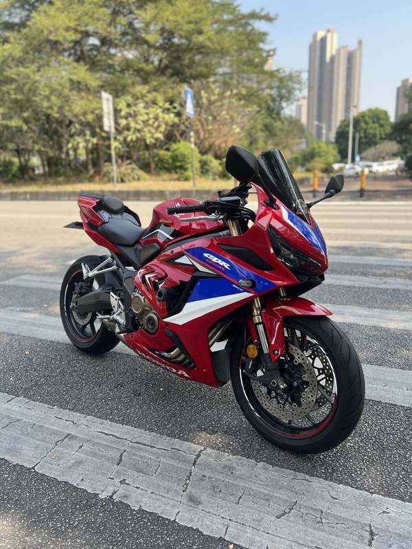 本田DREAMWING CBR650R