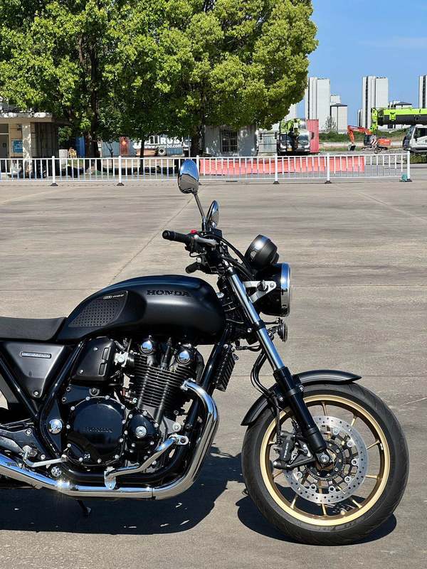 本田DREAMWING CB1100