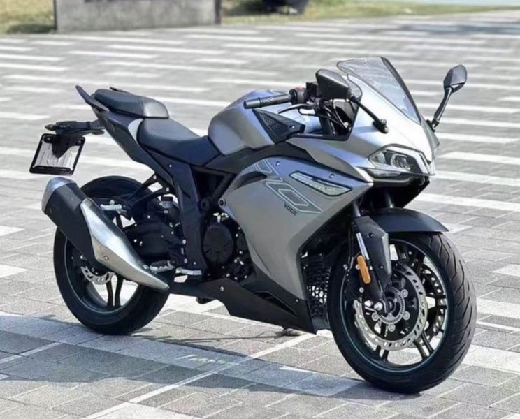 无极 300RR