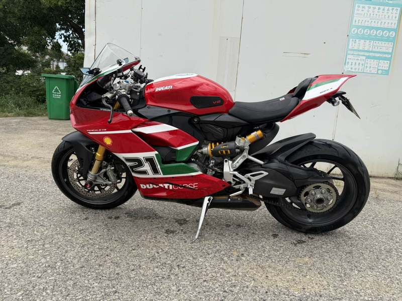 杜卡迪 Panigale V2