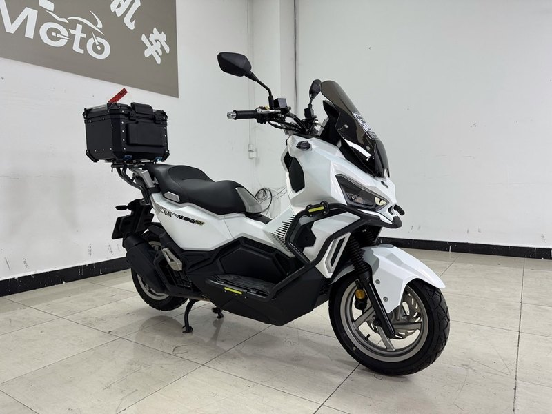 SYM三阳 Husky ADV 150