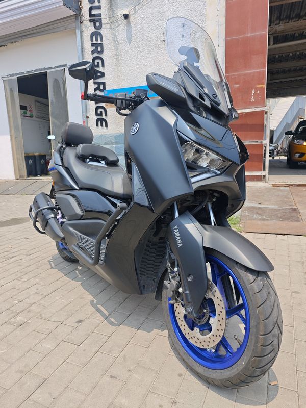 雅马哈 XMAX