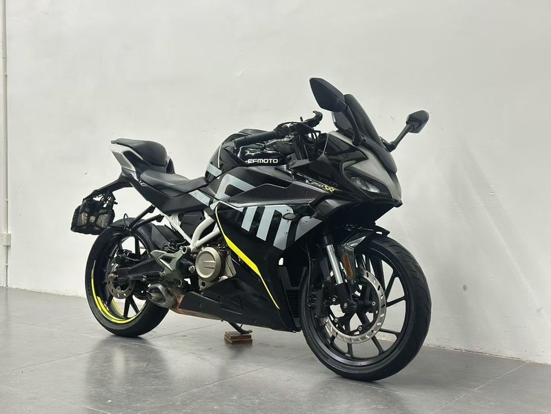 春风 250SR