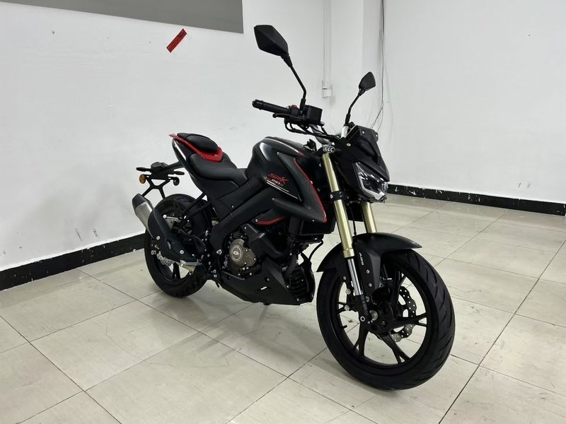 QJMOTOR 追150