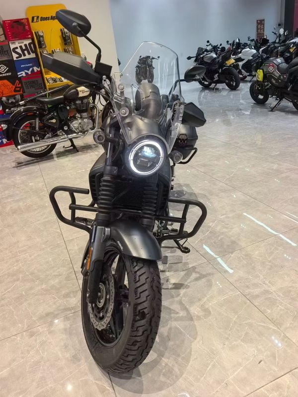 豪爵 TR300