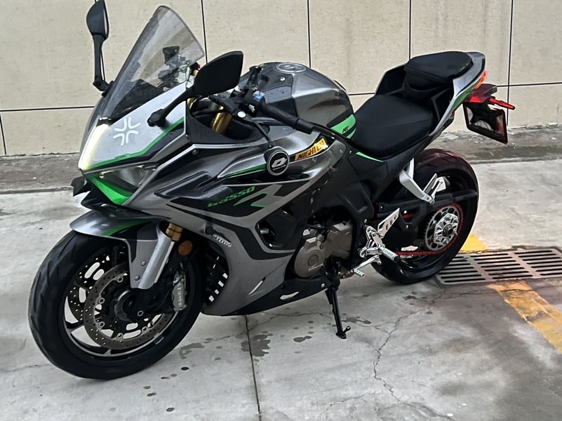 QJMOTOR 赛550