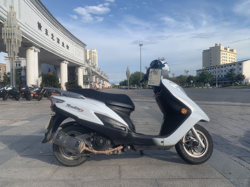 豪爵 红宝UM125T-E