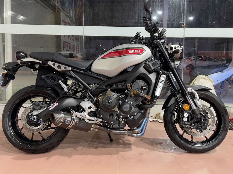 雅马哈 XS900R