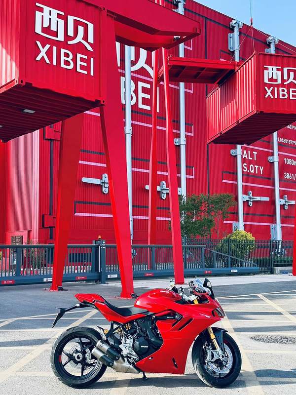 杜卡迪 SuperSport