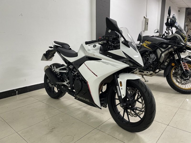 凯越 250RR 刺鸟