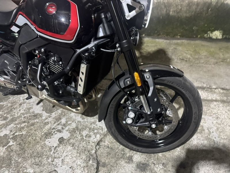 张雪机车 500F