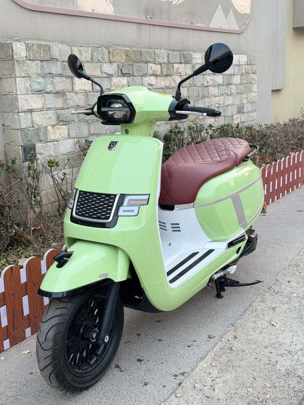摩枭 英伦玛莎150TCS