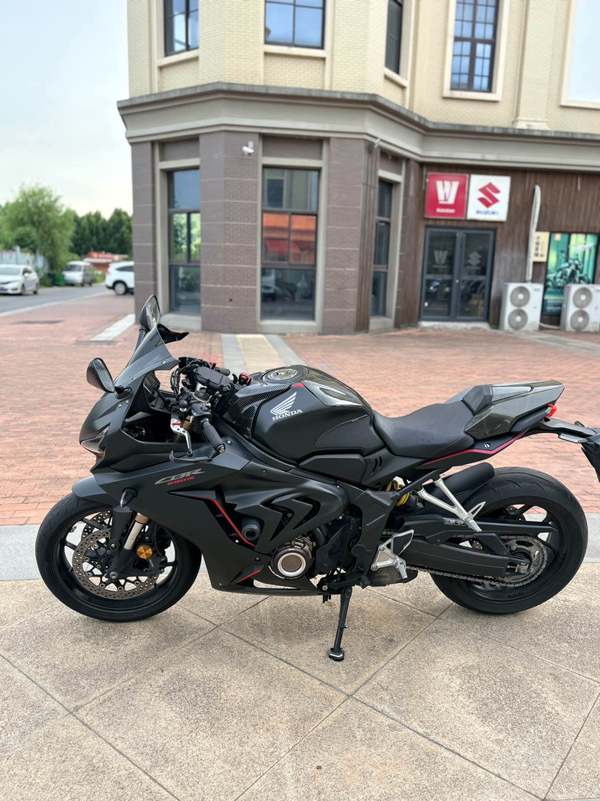 本田DREAMWING CBR650R