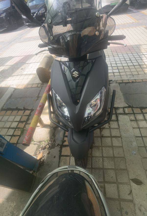 济南铃木 UY125