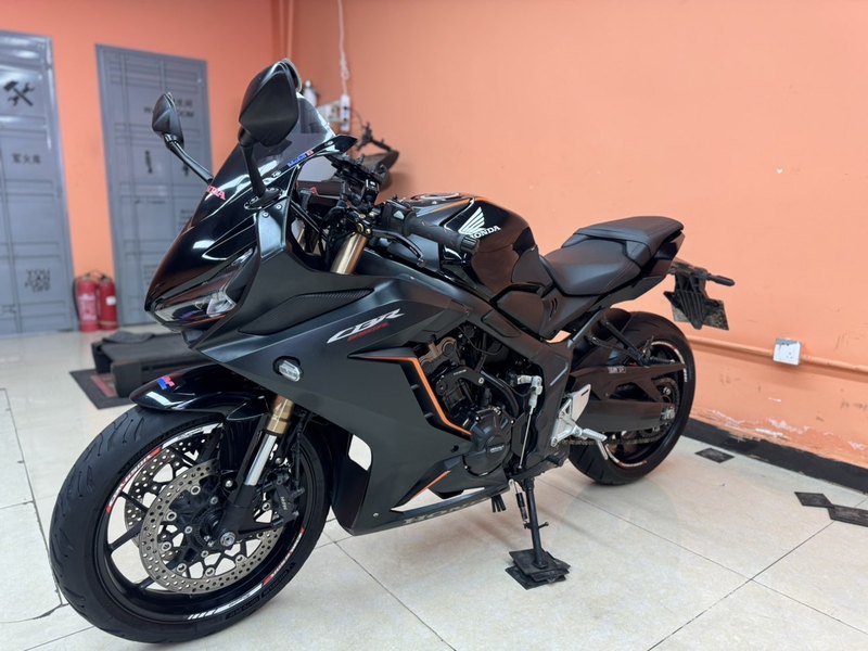本田DREAMWING CBR650R