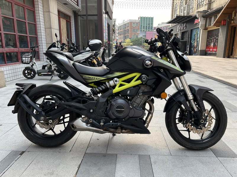 QJMOTOR 追350