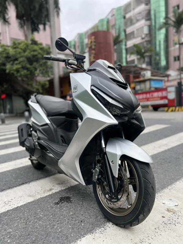 光阳 KRV180