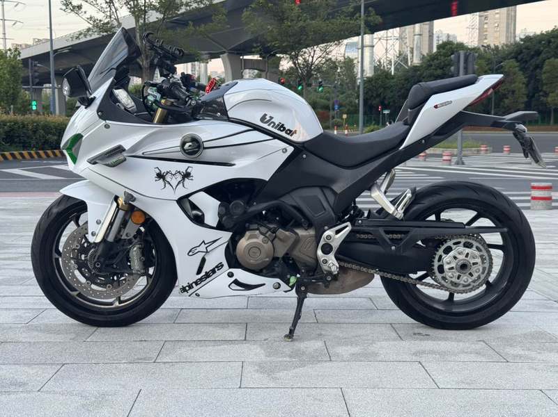 QJMOTOR 赛550