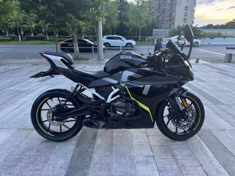 春风 250SR