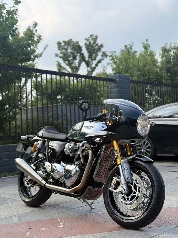 凯旋 Thruxton