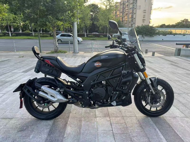 贝纳利 502C