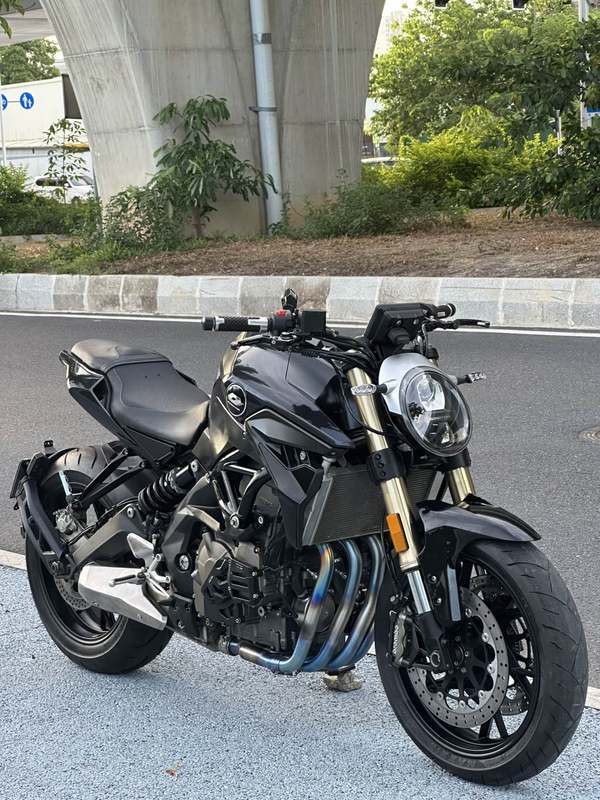 QJMOTOR 追600
