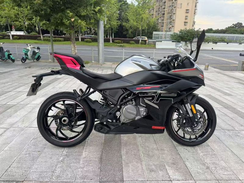 春风 250SR