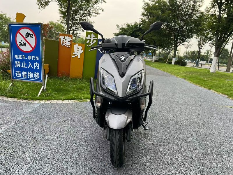 济南铃木 UY125