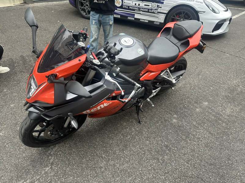 贝纳利 龙卷风 Tornado 302R