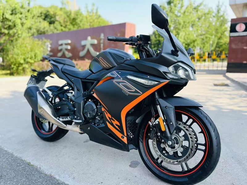 无极 300RR