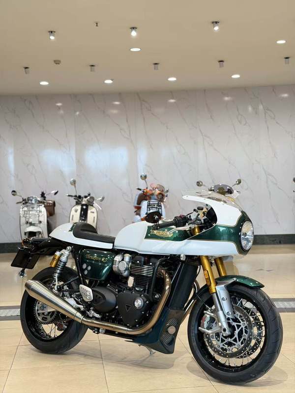 凯旋 Thruxton