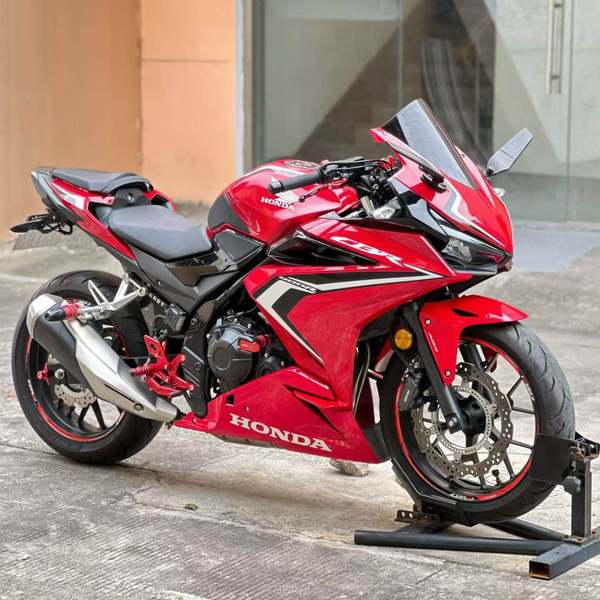 本田WING CBR400R