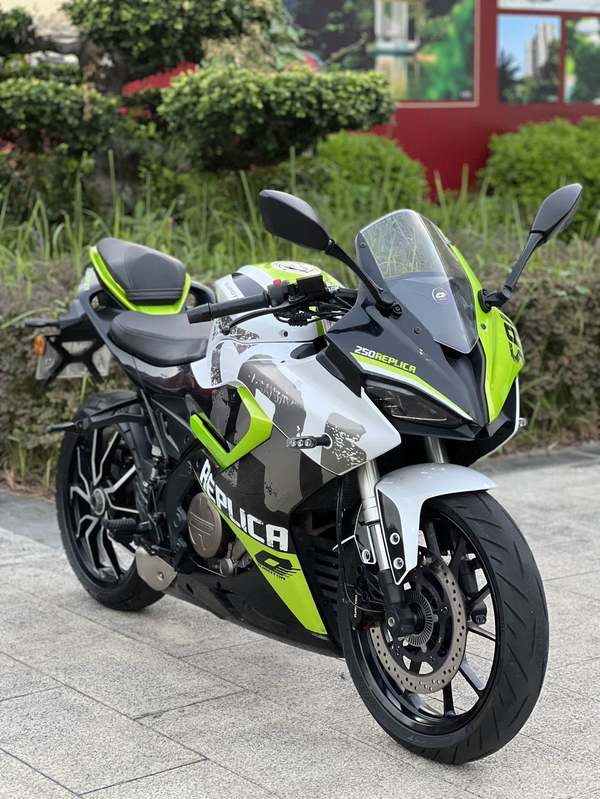 QJMOTOR 赛250
