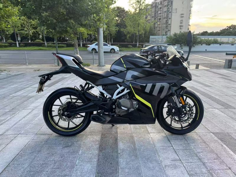 春风 250SR