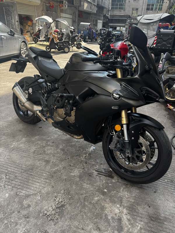 QJMOTOR 赛600